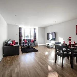 Apartment Orange Polmuir Gardens Only 7 Minutes To Centre, Aberdeen